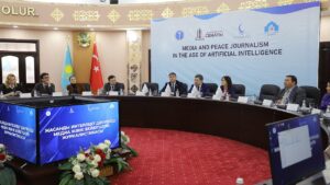 Түркістанда жасанды интеллект және бейбітшілік журналистикасы мәселелері талқыланды